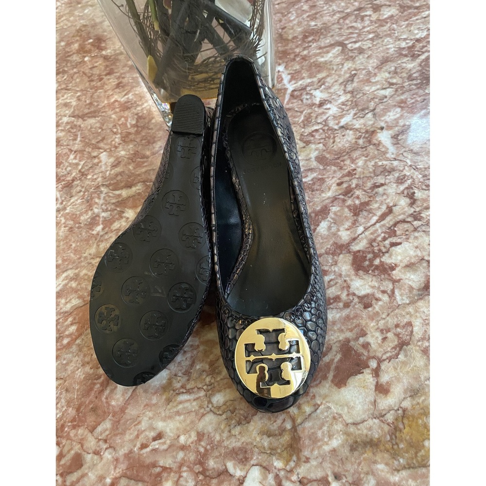 Tory Burch Snakeskin Print Patent Leather Gold Logo Wedge Pump Size 7M EUC! $285 - Picture 9 of 9